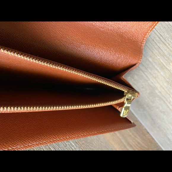 Louis Vuitton Pouchette Porte Monnaie - Picture 6 of 9